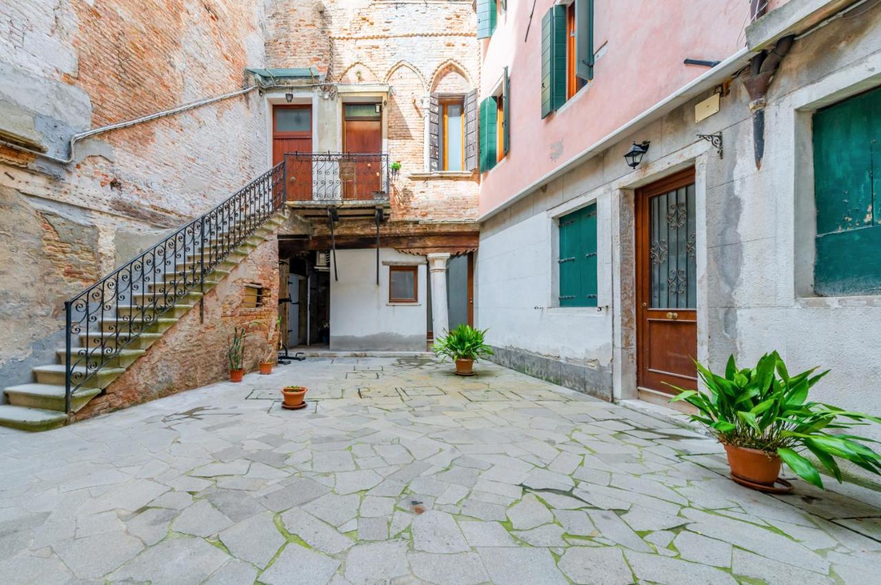 Cannaregio Romantic View Apartment Veneza Exterior foto